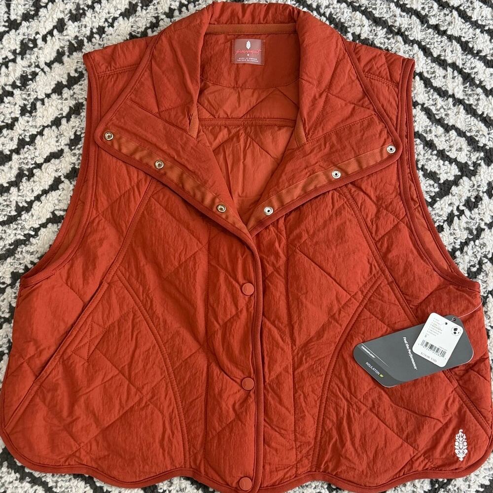 Free People Movement Quilted Vest Red Earth Womens Small NWT